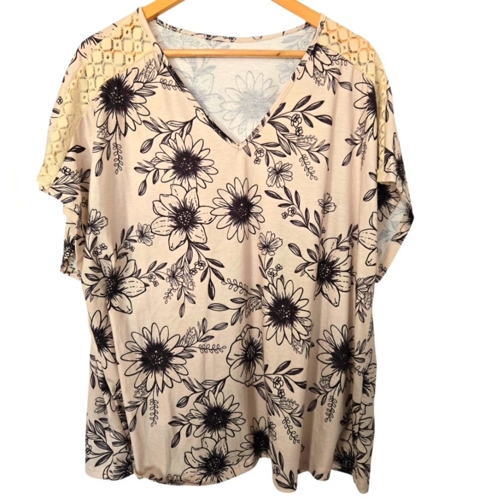 SHEIN Cream and Black Flutter Sleeve Blouse Size 3xl